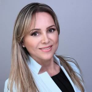 Meet your Posher, Beatriz